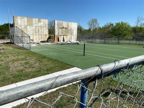  Ferns Park. . Handball courts near me